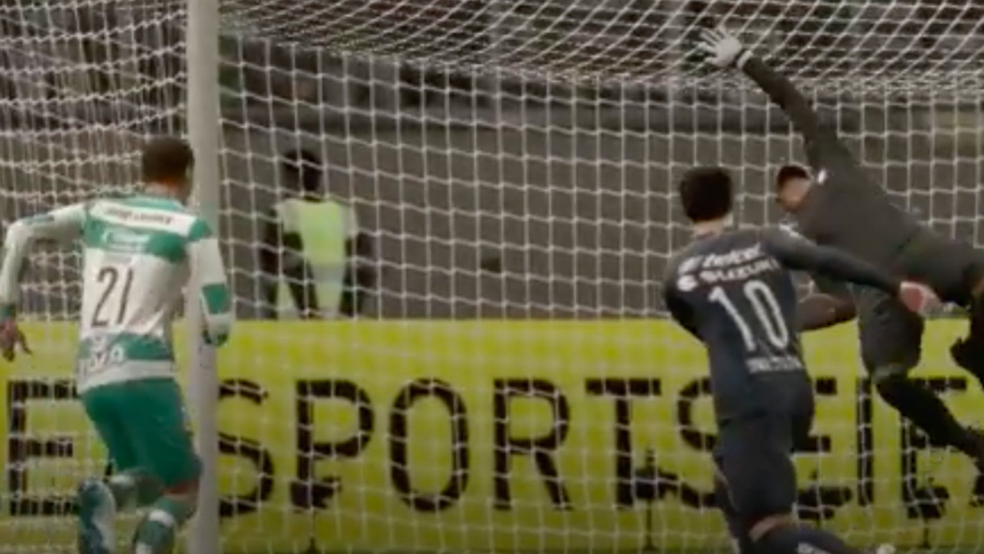 Santos Pumas FIFA 20