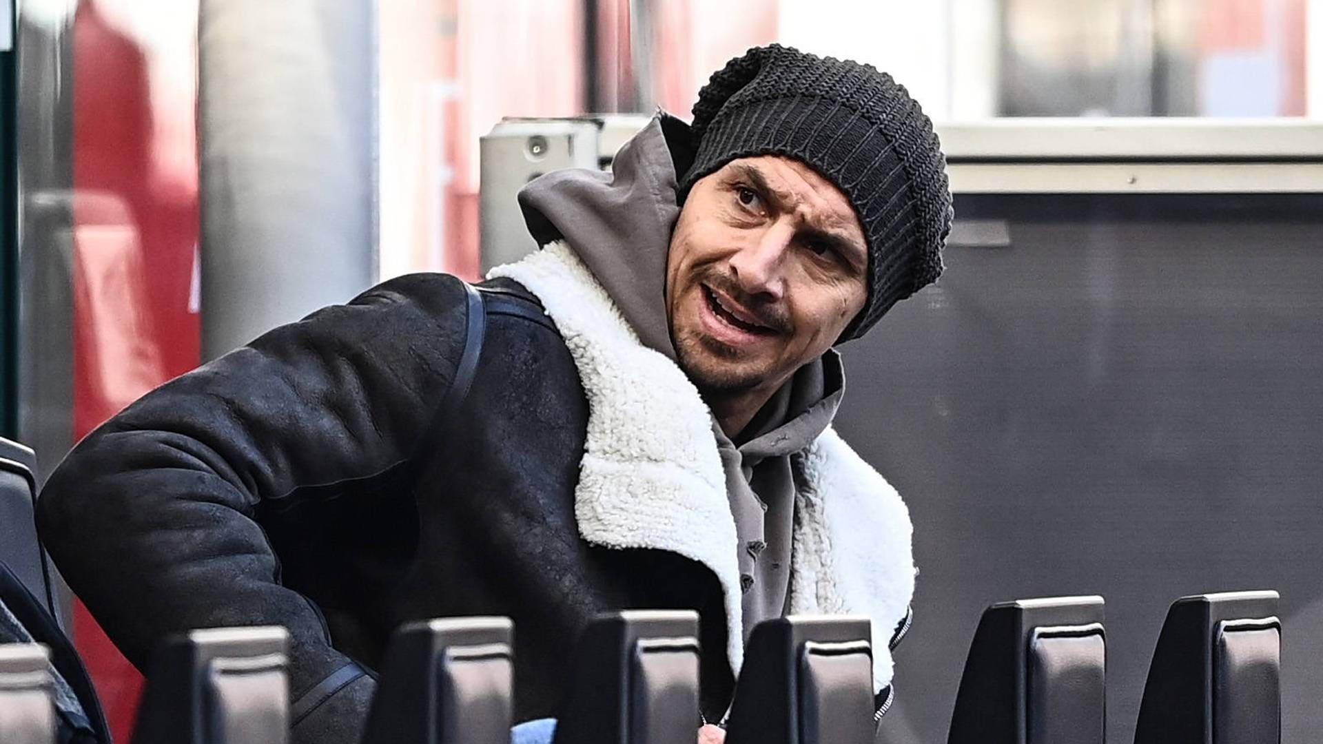 serge-aurier-ibrahimovic-psg-12022023