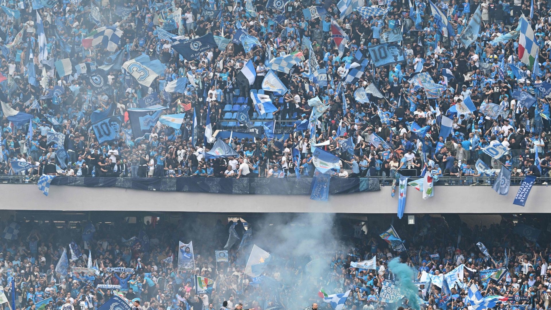 Napoli fans