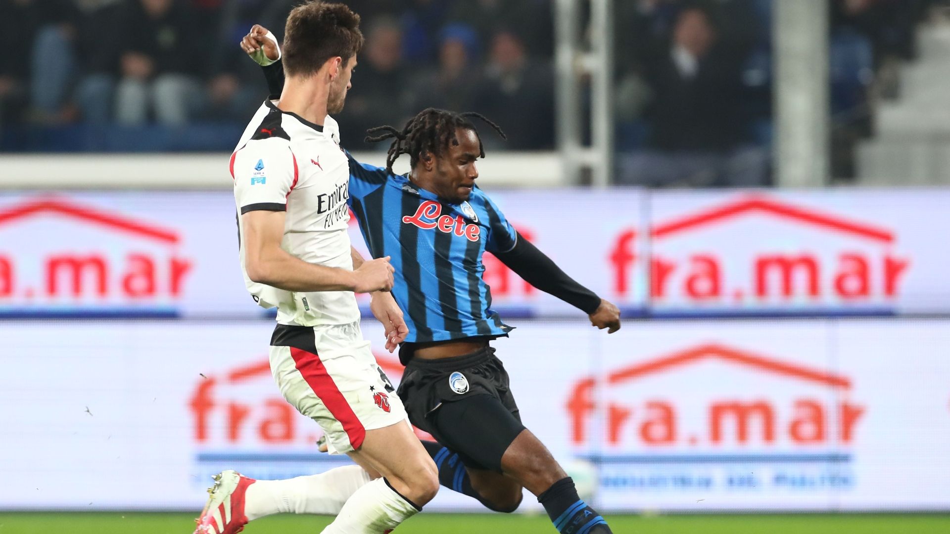 Gabbia Lookman Atalanta Milan