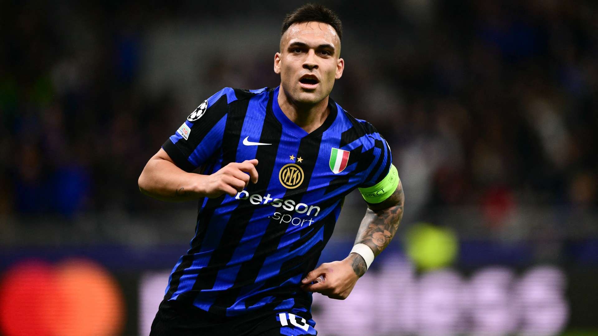 Inter Milan's Argentine forward #10 Lautaro Martinez celebrates scoring