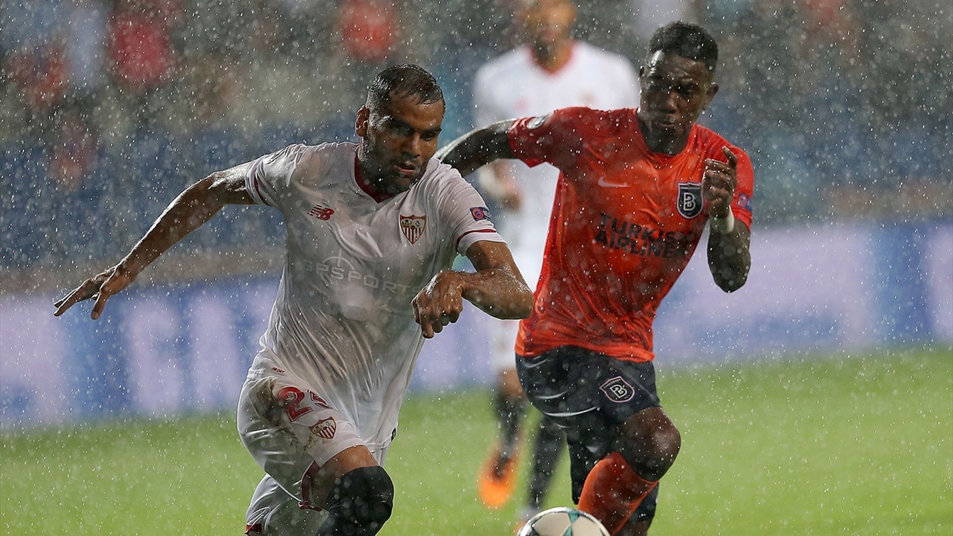 Gabriel Mercado Eljero Elia Basaksehir Sevilla 8162017