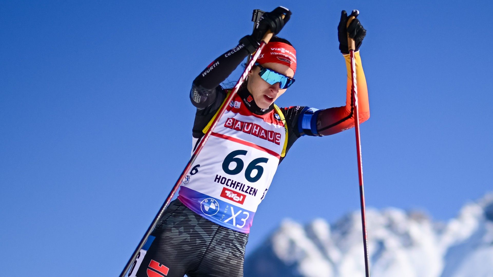 Vanessa Voigt of Germany compete 