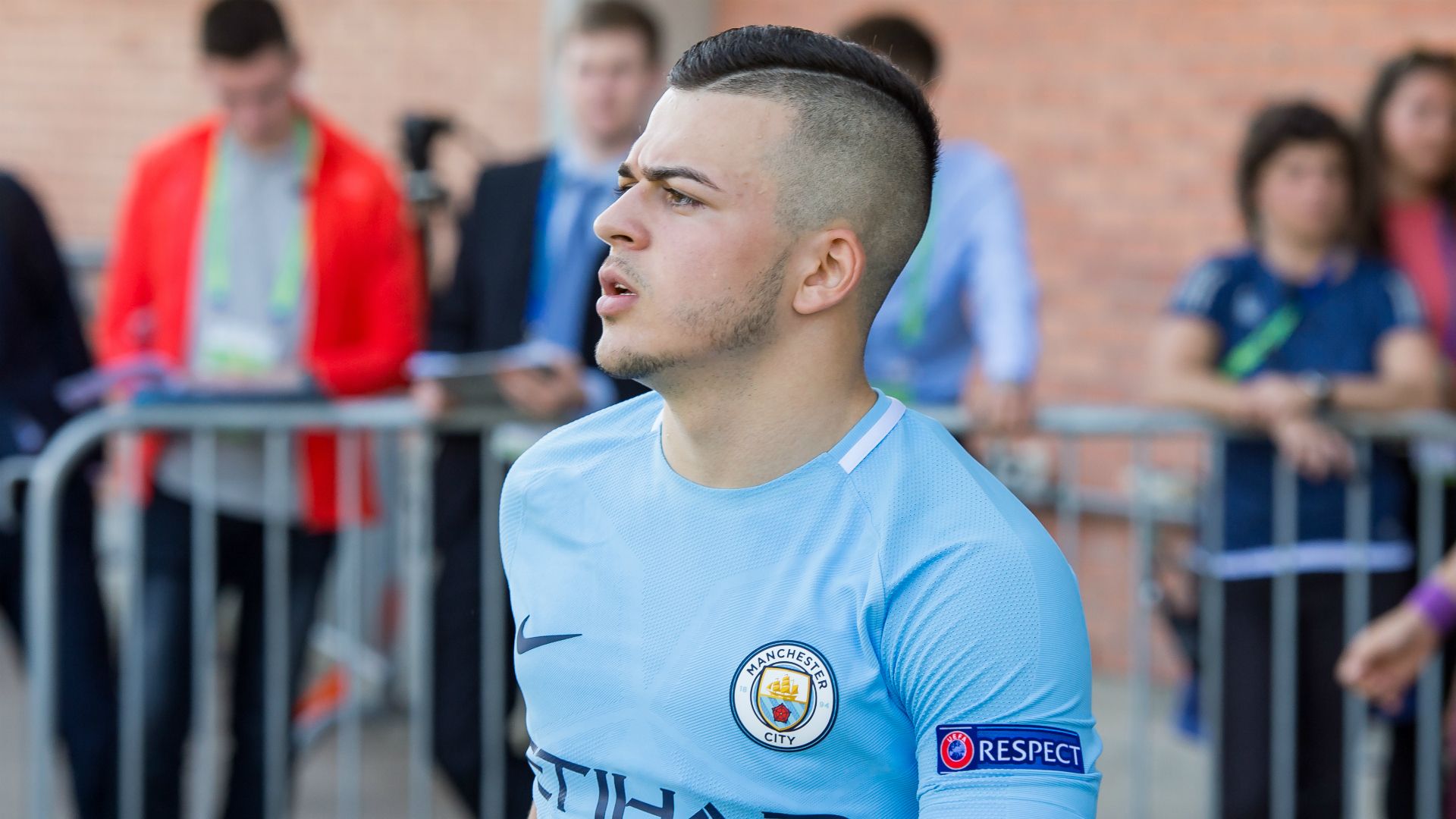Lorenzo Gonzalez Manchester City