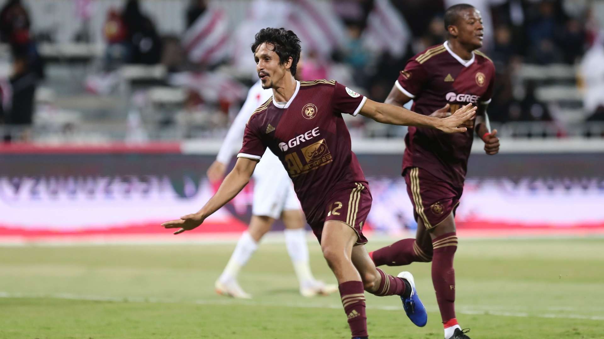 خالد الغامدي مدافع الفيصلي يحتفل بهدفه ضد ضمك الدوري السعودي