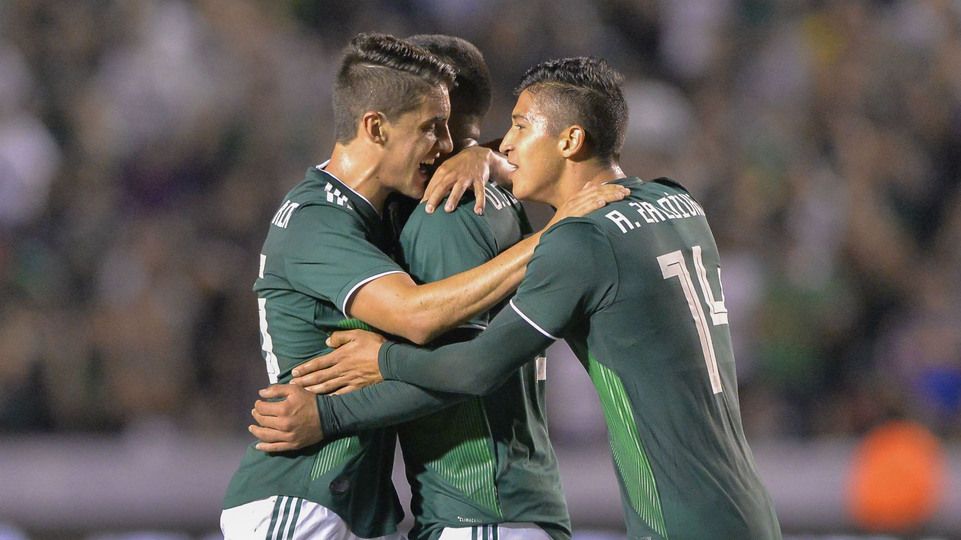 Victor Guzman Mexico Costa Rica 11102018