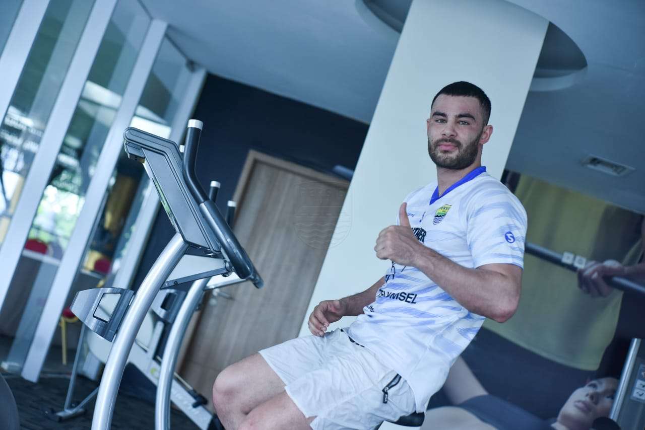 Farshad Noor - Persib Bandung