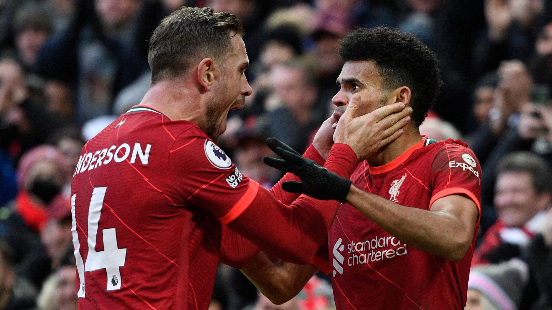 JORDAN HENDERSON LUIS DIAZ LIVERPOOL PREMIER LEAGUE 19022022