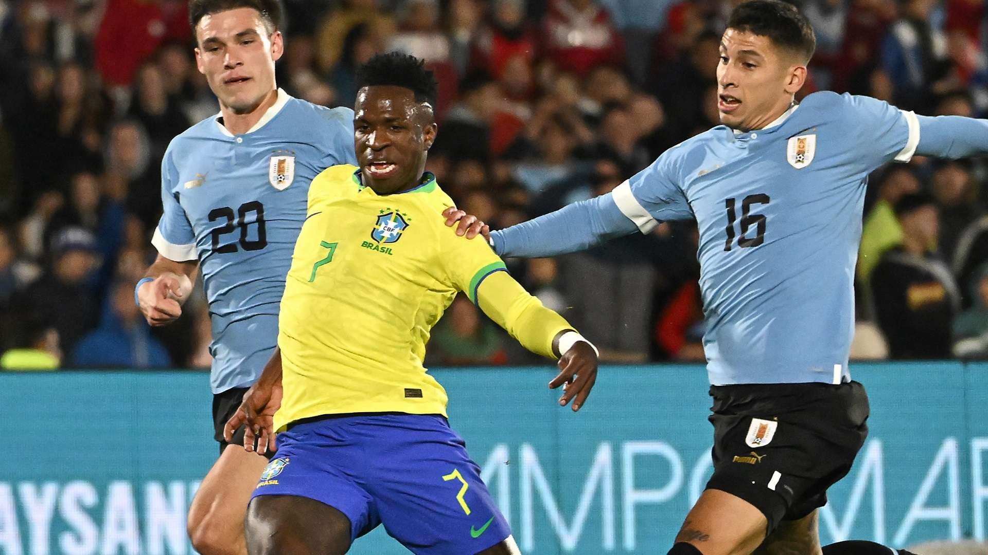 Vini Junior, Uruguai x Brasil 2023