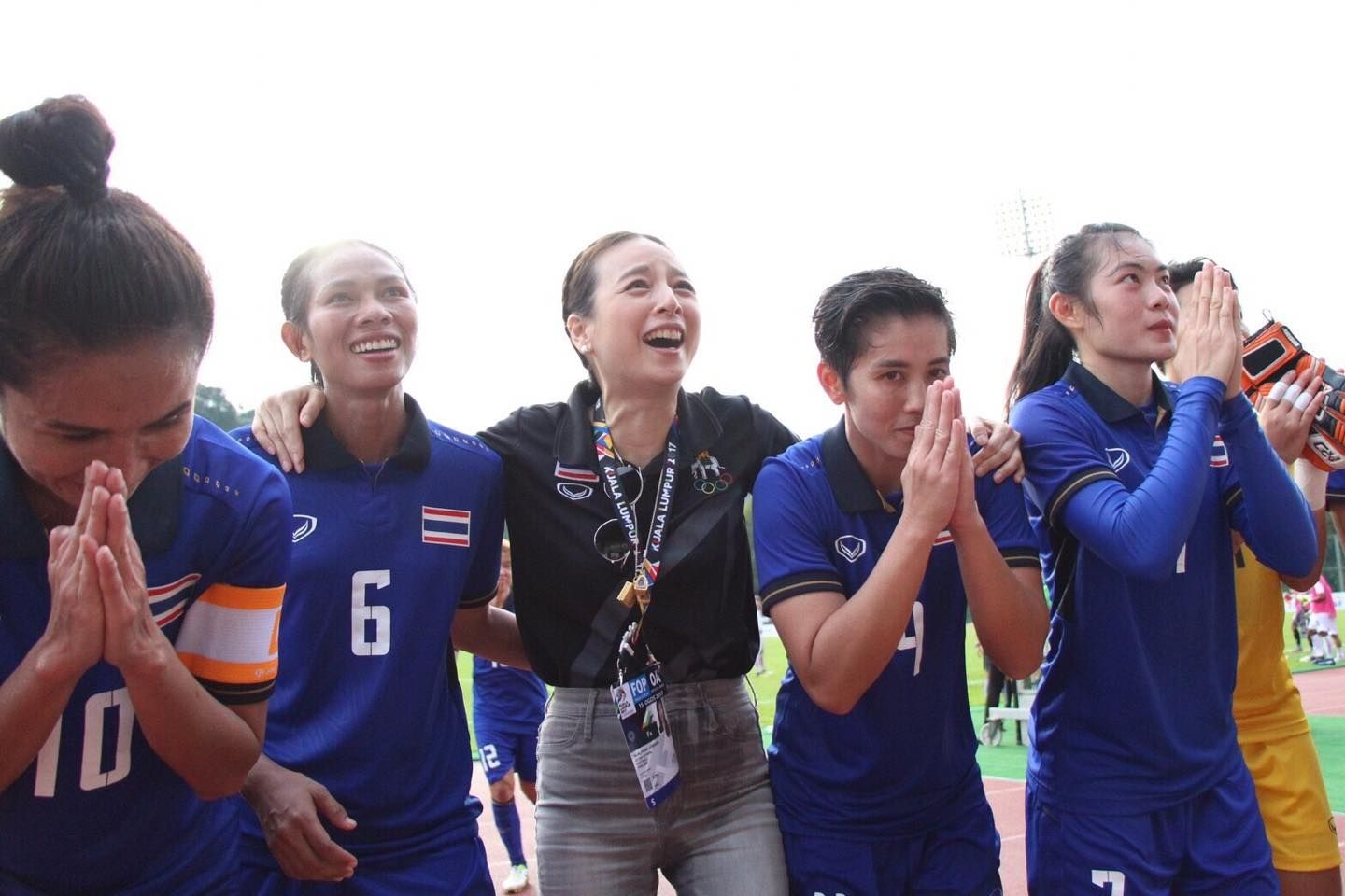 นวลพรรณ ล่ำซำ