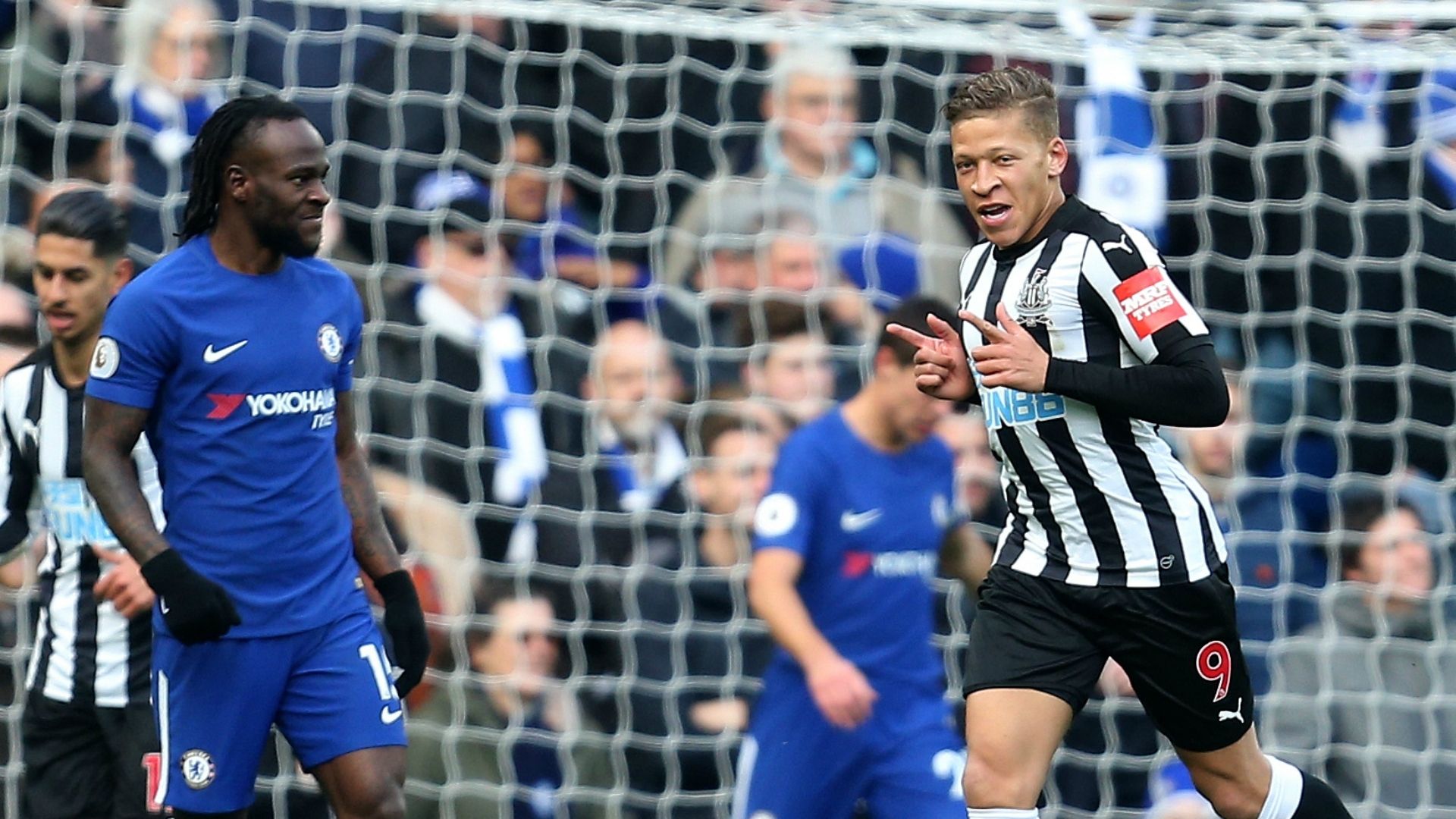 Chelsea - Newcastle: Dwight Gayle