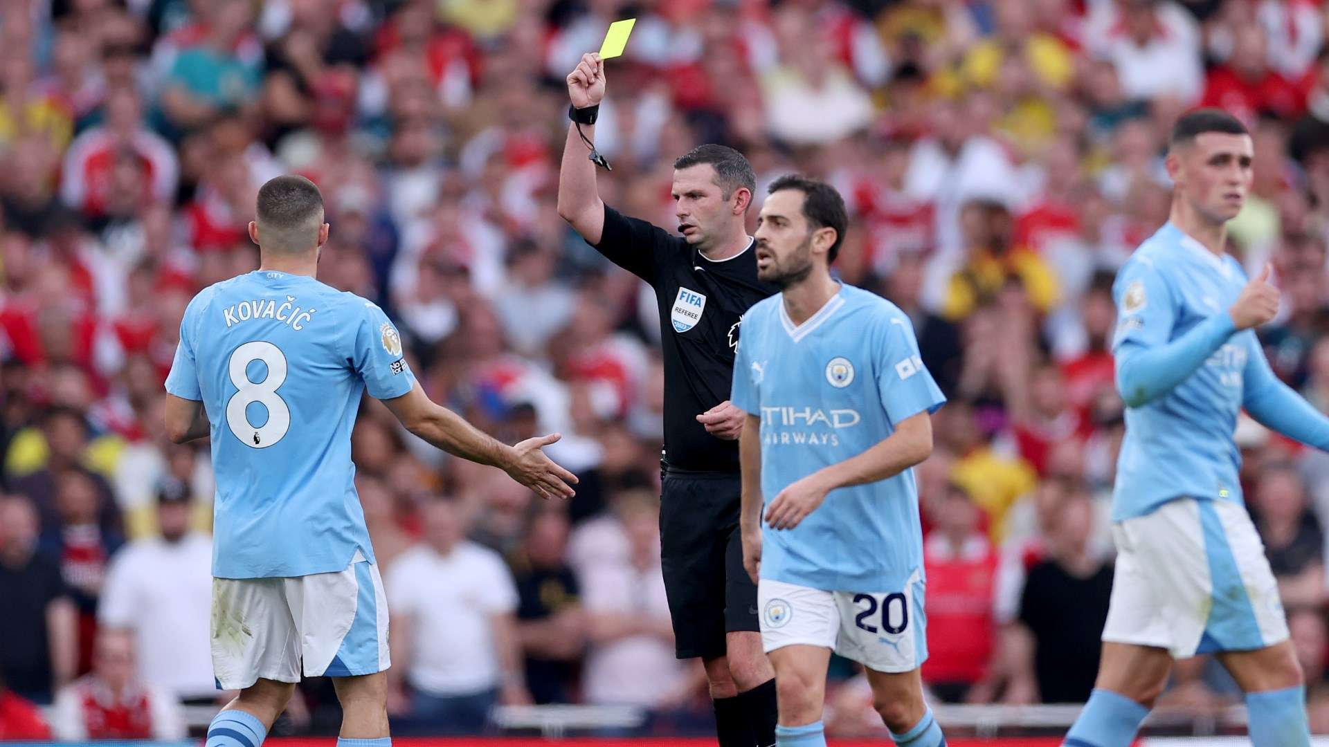 Michael Oliver Mateo Kovacic Man City