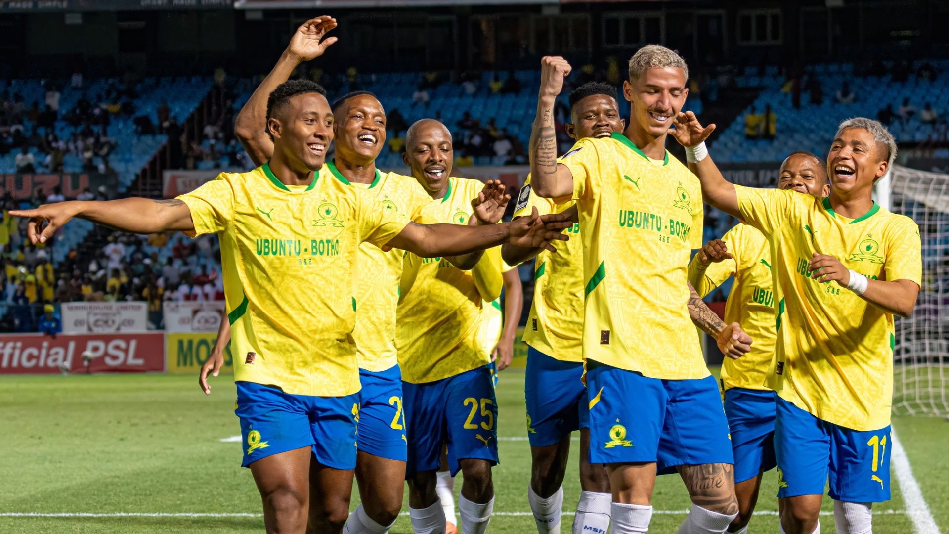 In-form Marcelo Allende, Aubrey Modiba and five Mamelodi Sundowns players  in danger of missing Saturday's sold-out showdown against Kaizer Chiefs |  Goal.com South Africa