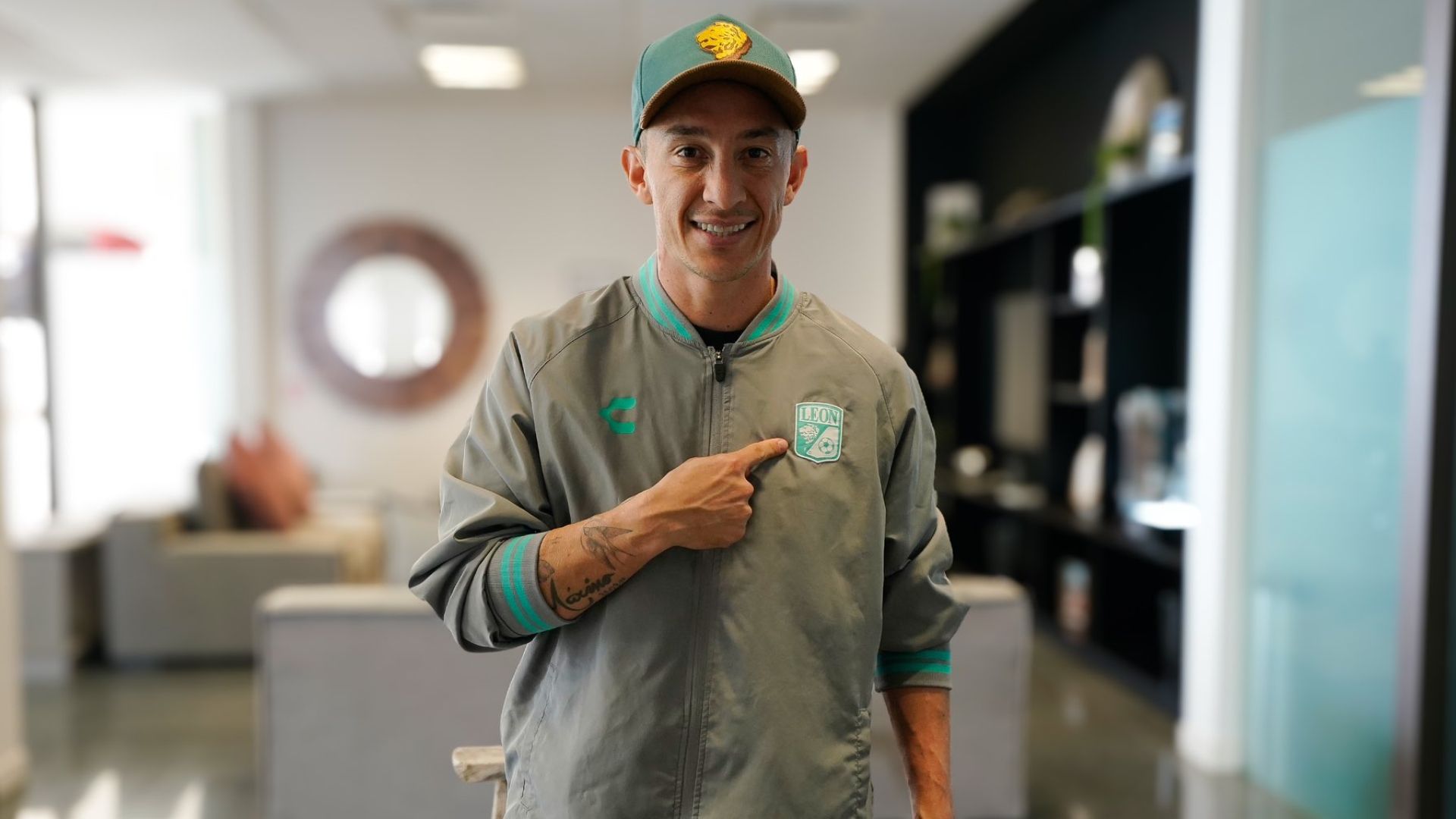 Andrés Guardado llegada León