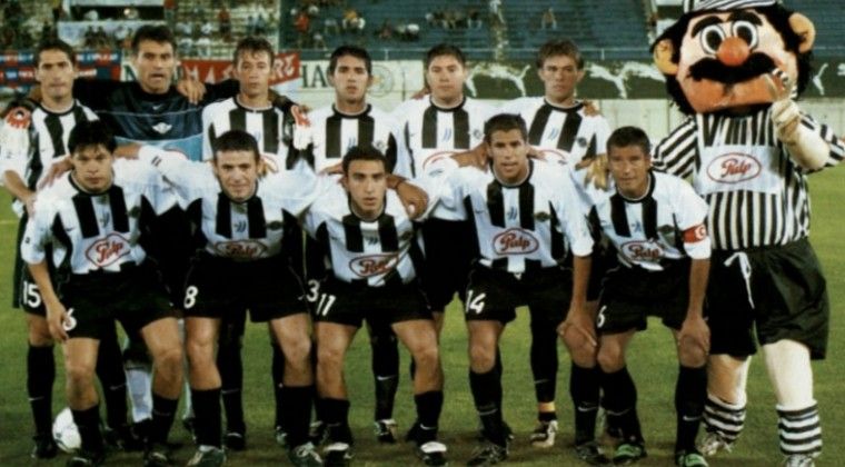 Libertad campeón 2002