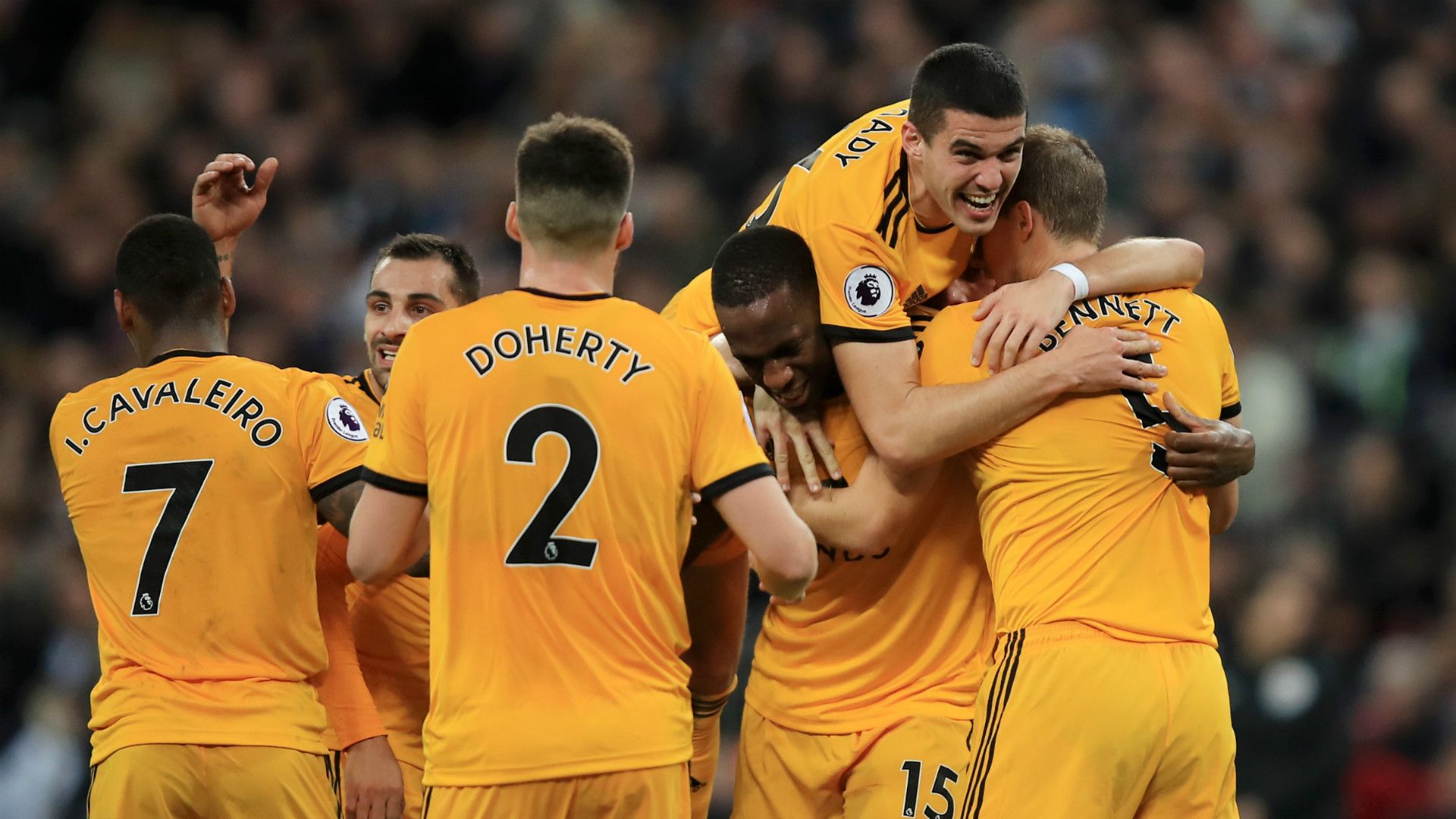 Wolves celebrate 2018-19