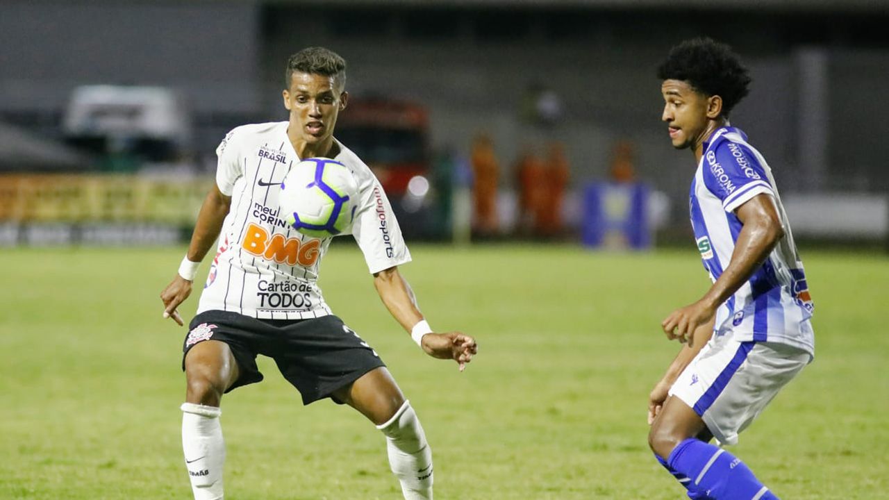 Pedrinho CSA Corinthians Brasileirão 30102019