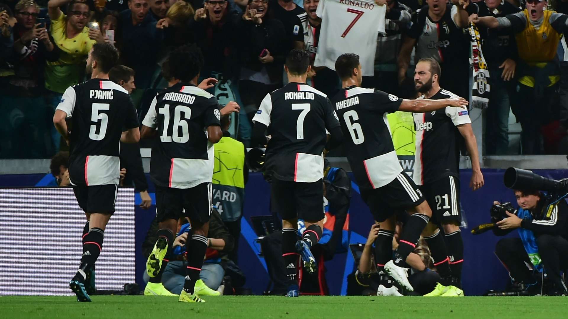 Gonzalo Higuaín Juventus Bayer Leverkusen