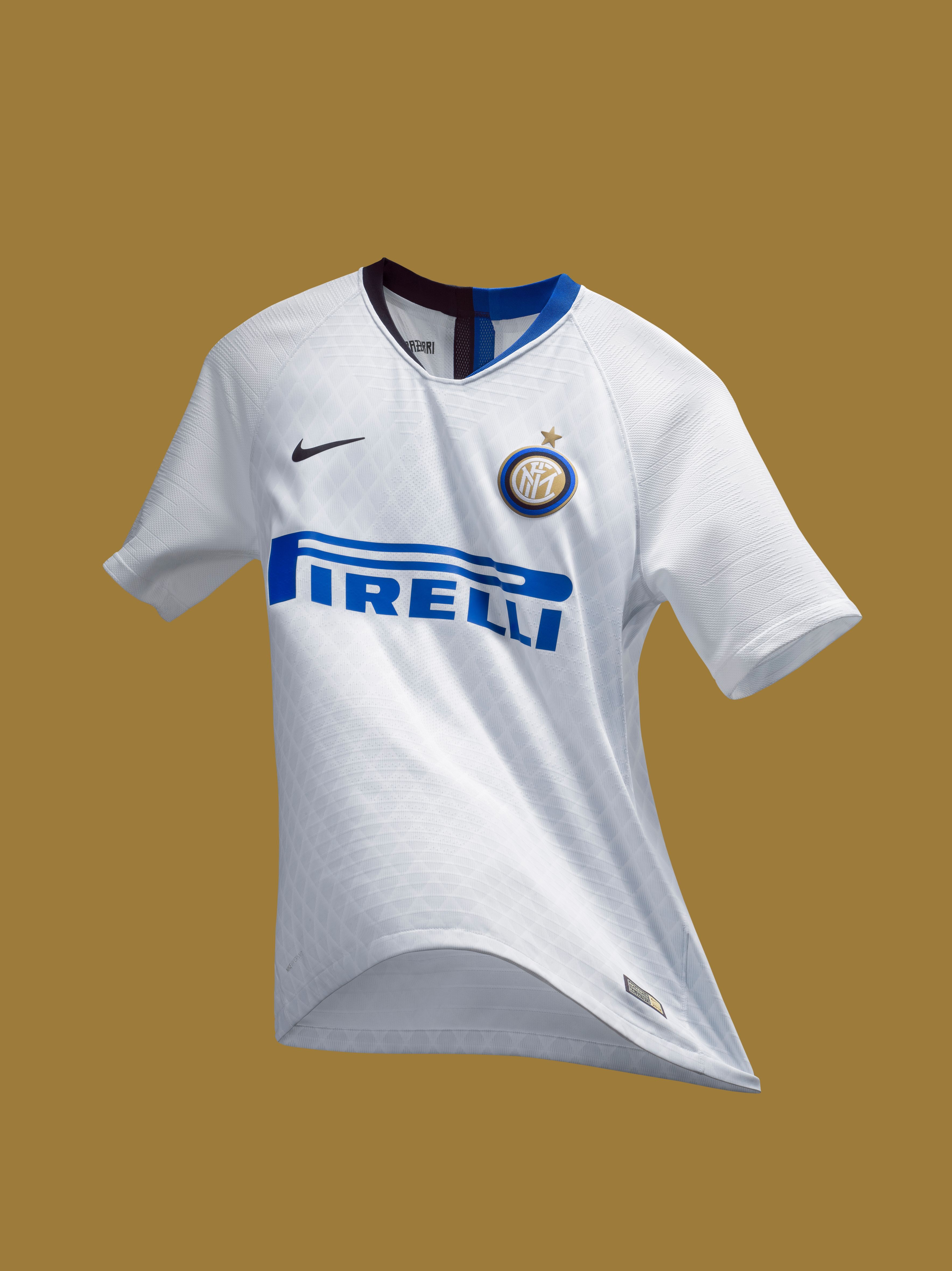 Inter, maglia away 1