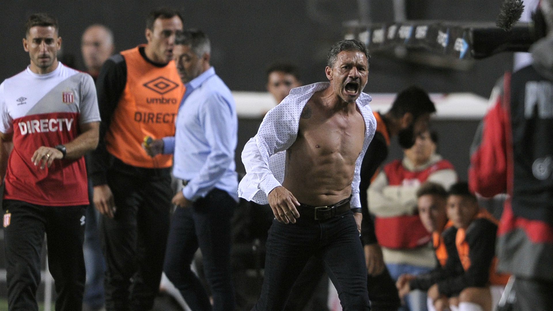 Nelson Vivas Estudiantes