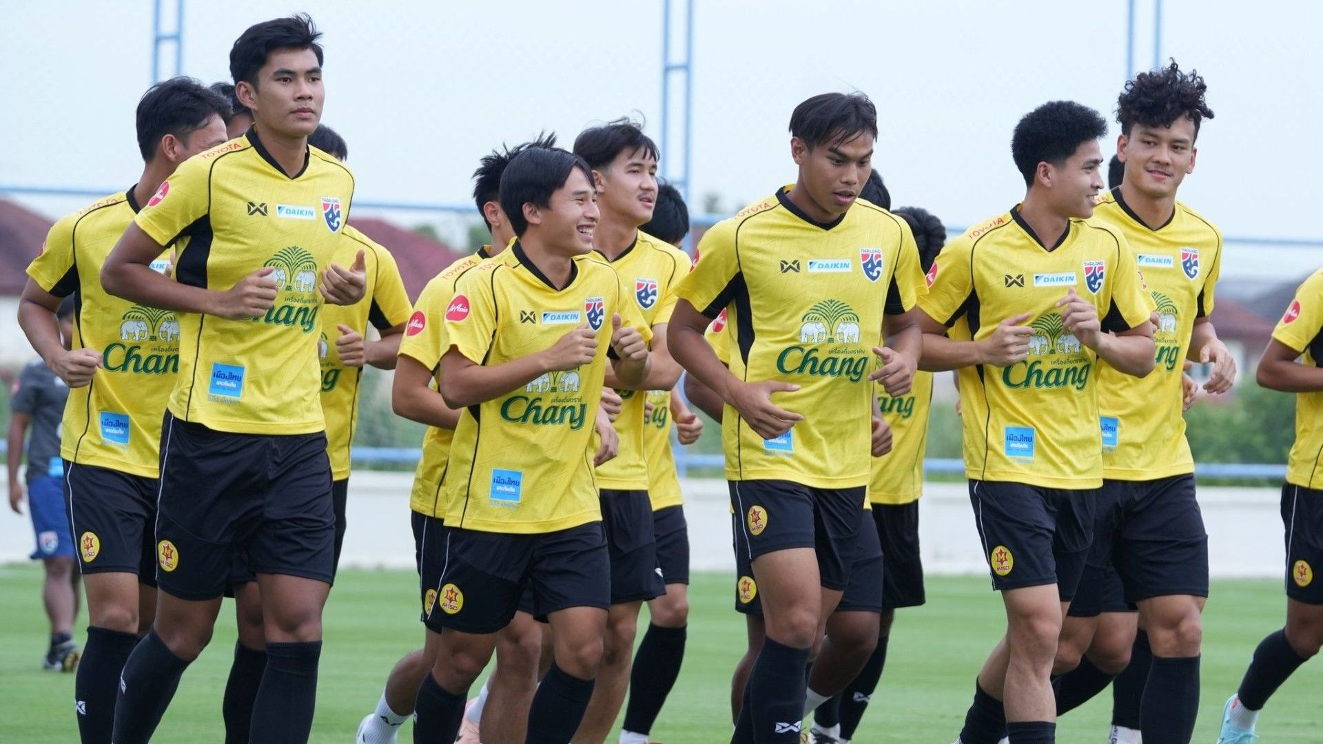 Latihan Thailand U-23