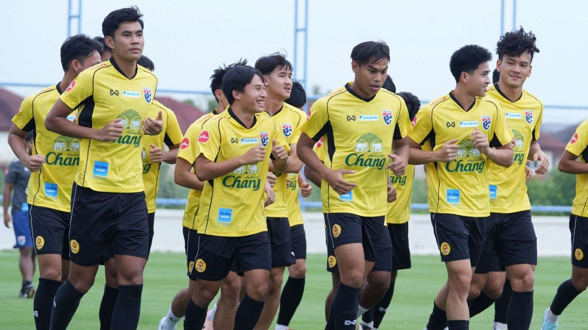 Latihan Thailand U-23