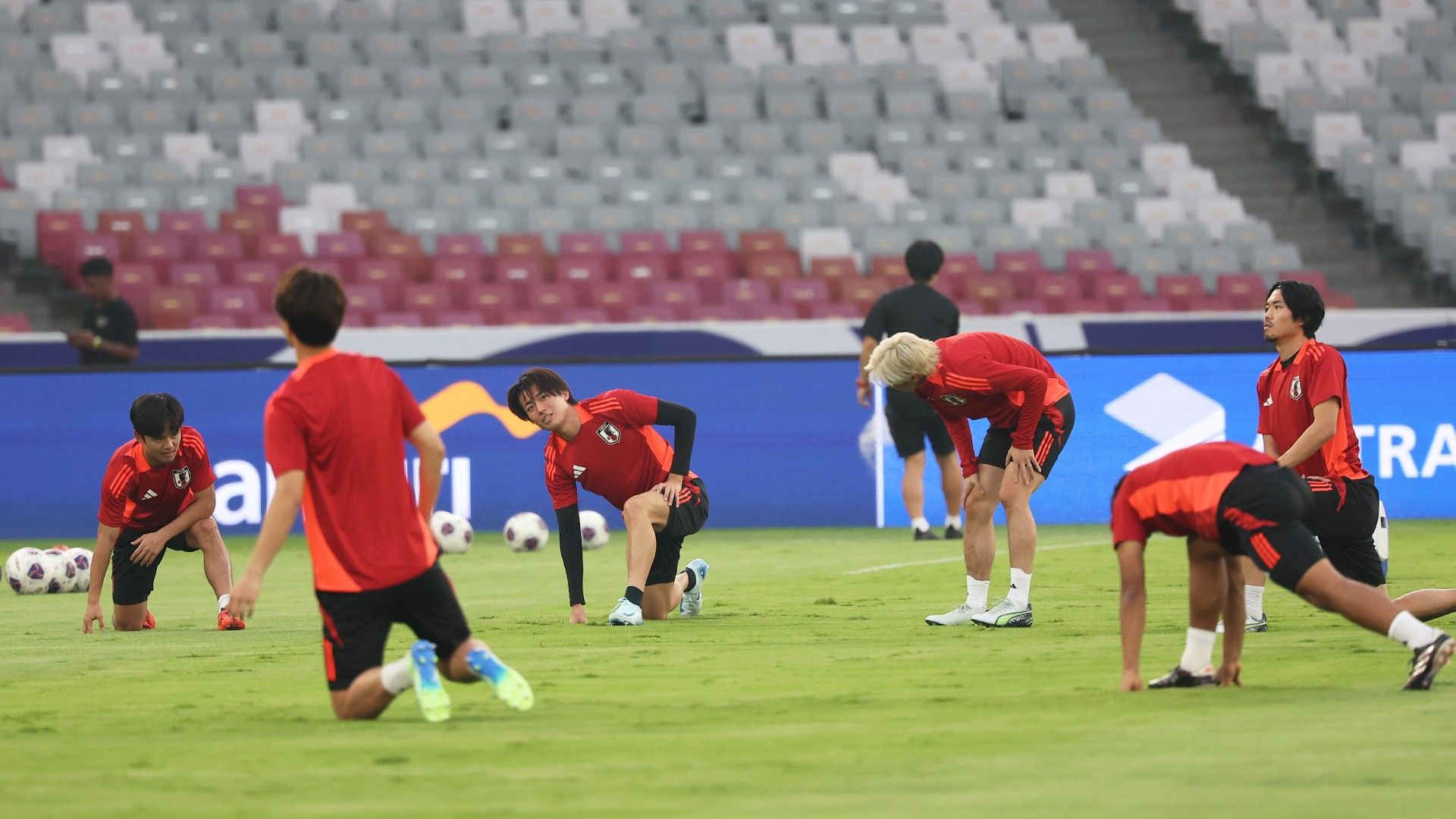 20241114-japan-training-stretch