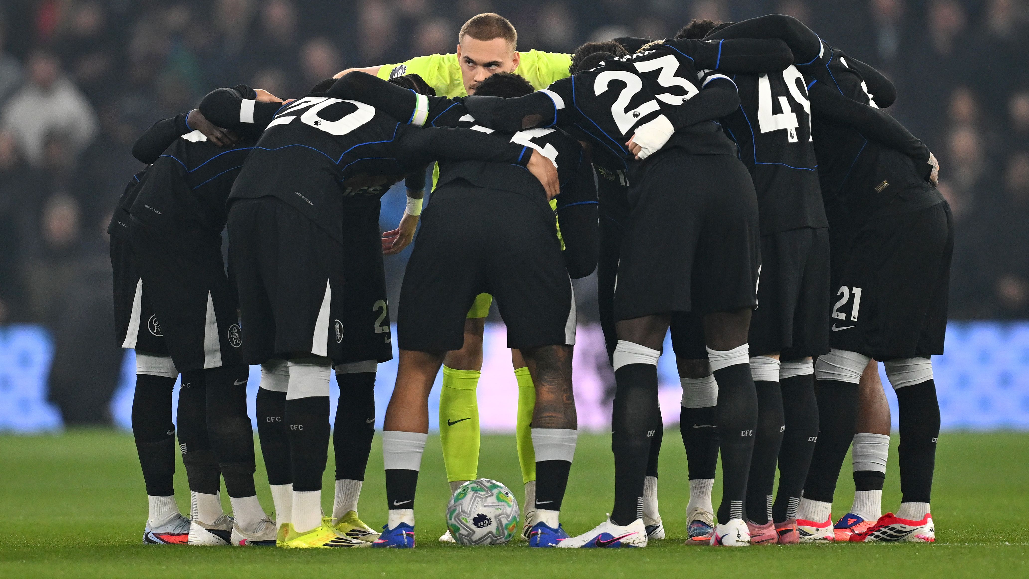 Chelsea huddle
