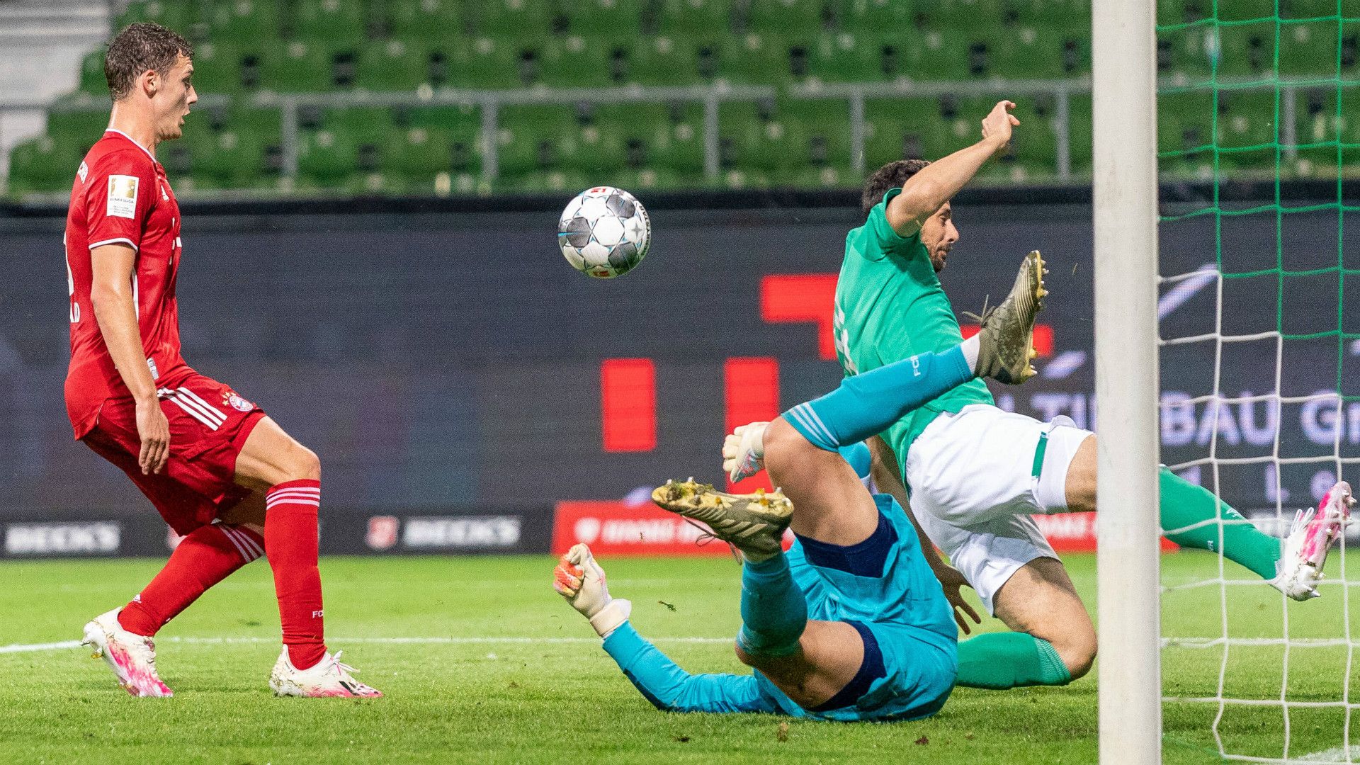GERMANY ONLY: MANUEL NEUER BAYERN MÜNCHEN GERMAN BUNDESLIGA 16062020