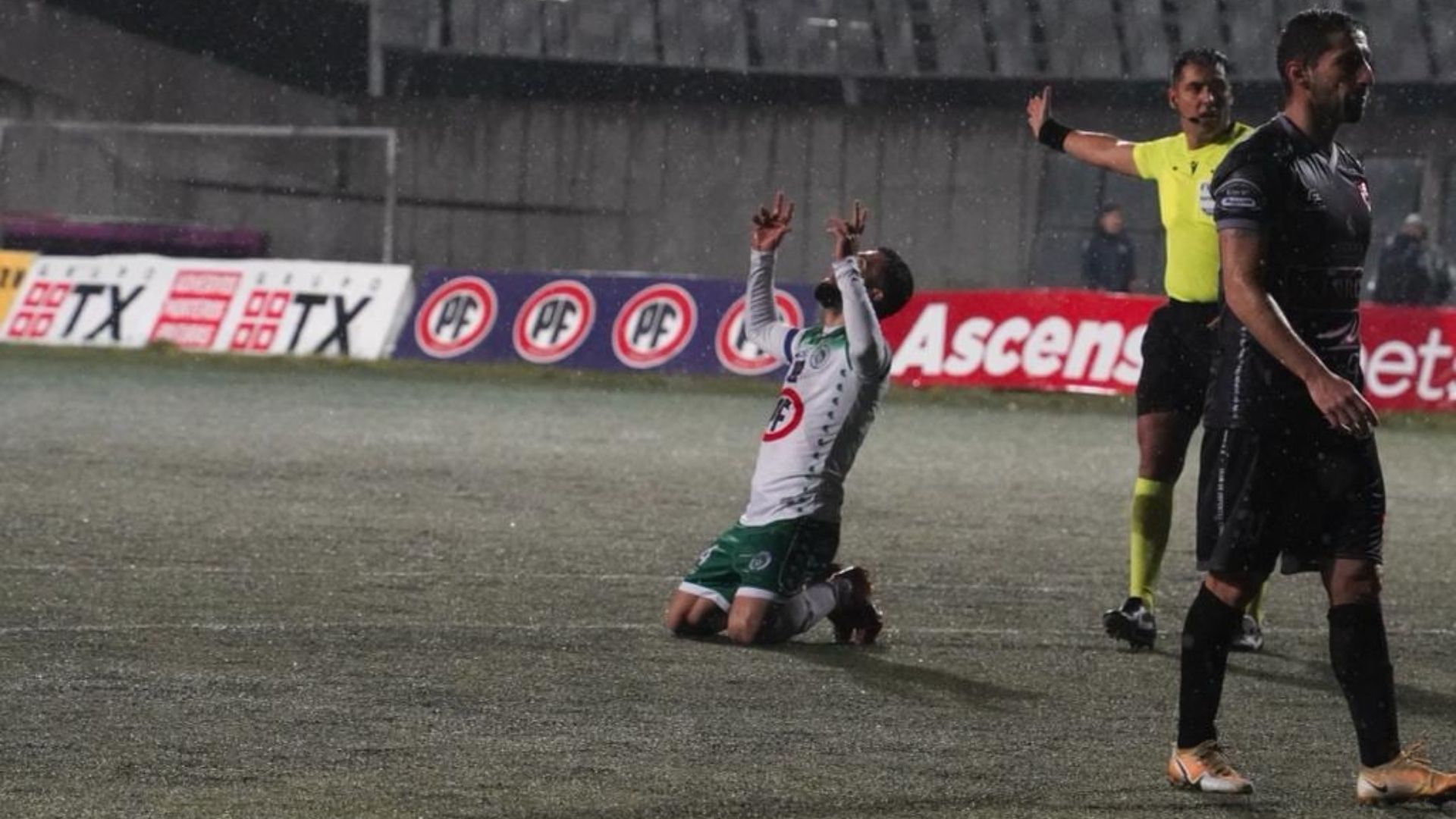 Christopher Ojeda 151122 Puerto Montt Copiapó