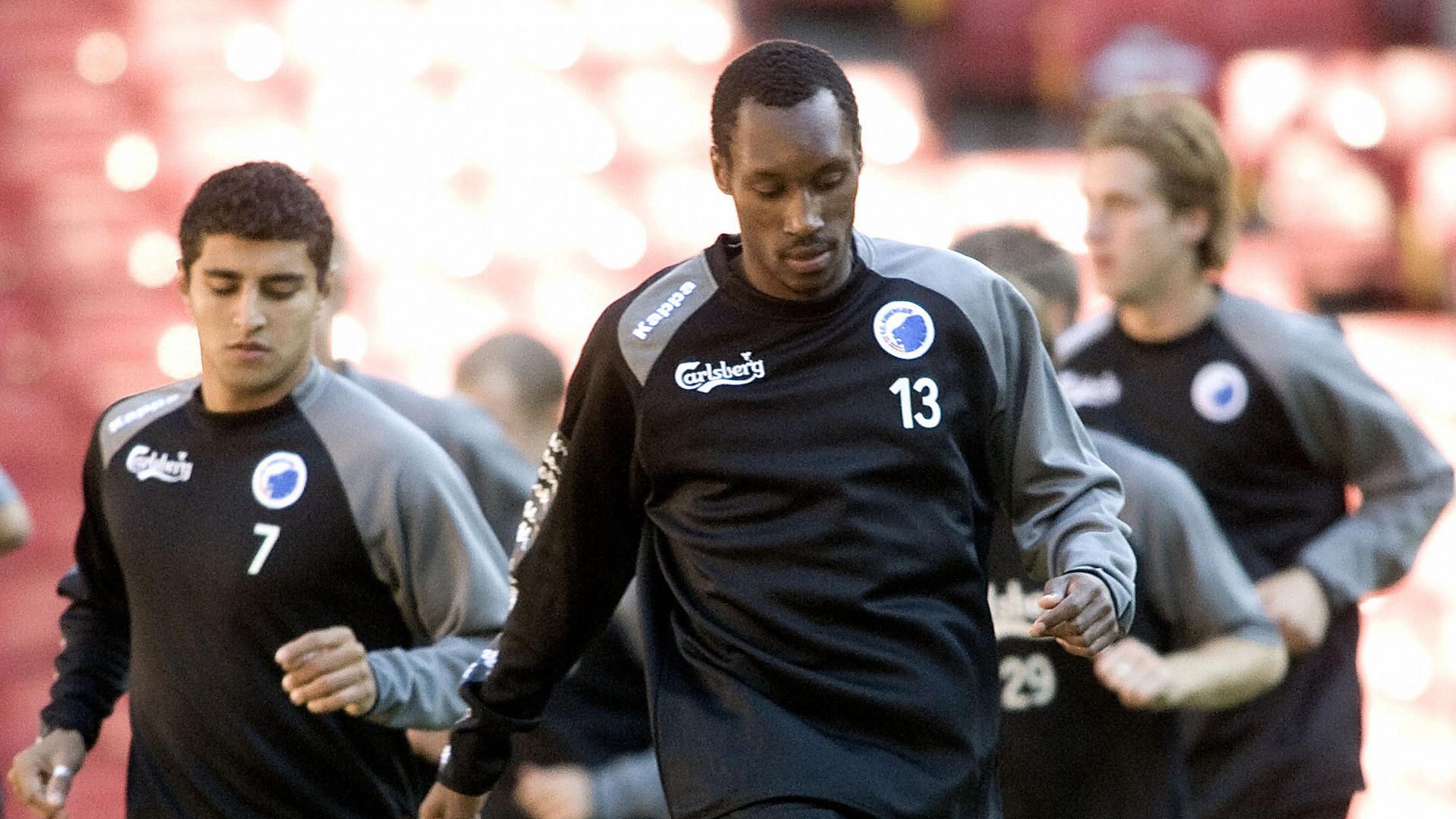 atiba hutchinson canada 2007