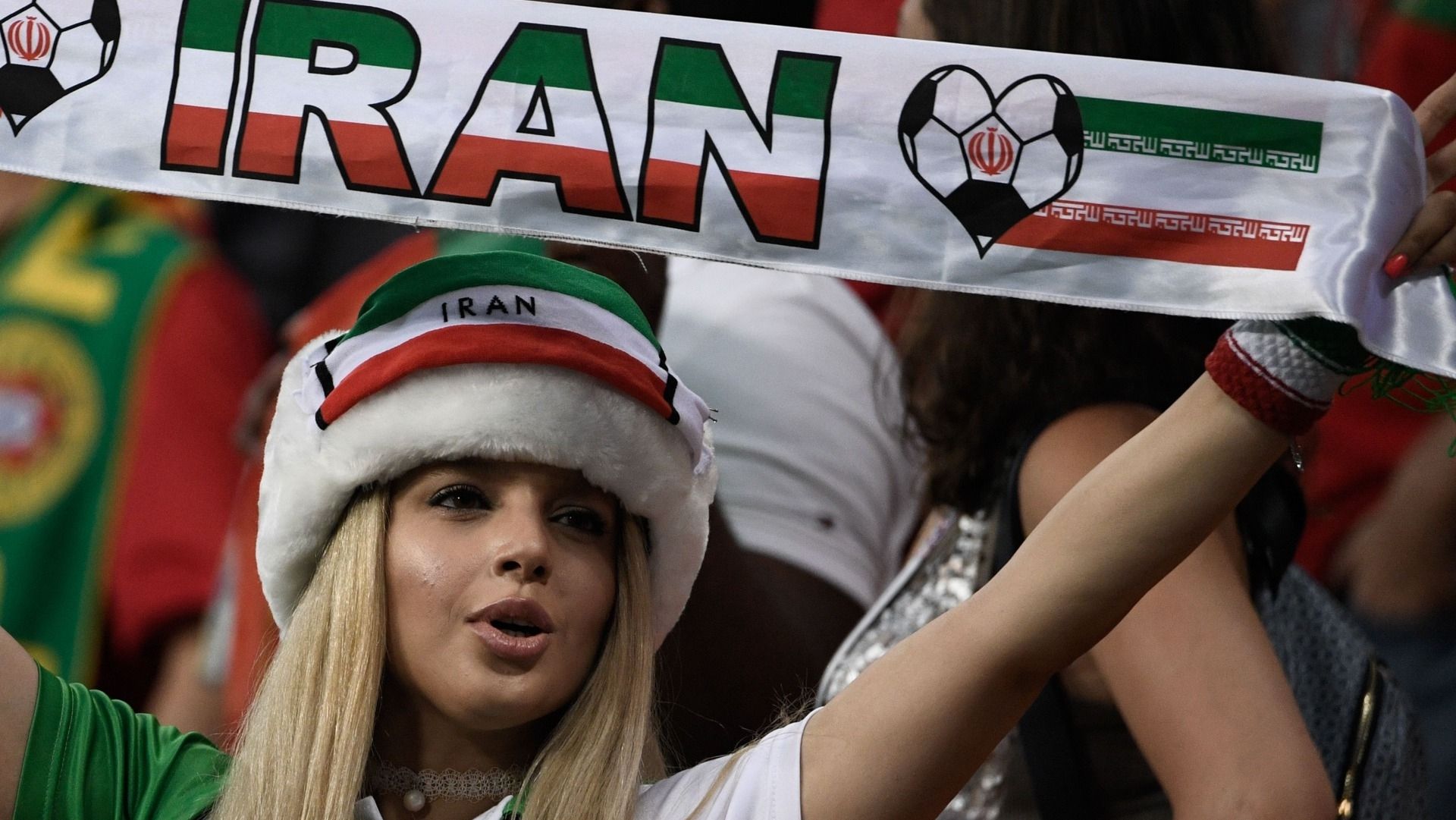 美女サポワールドカップ_イランvsポルトガル_イラン1
