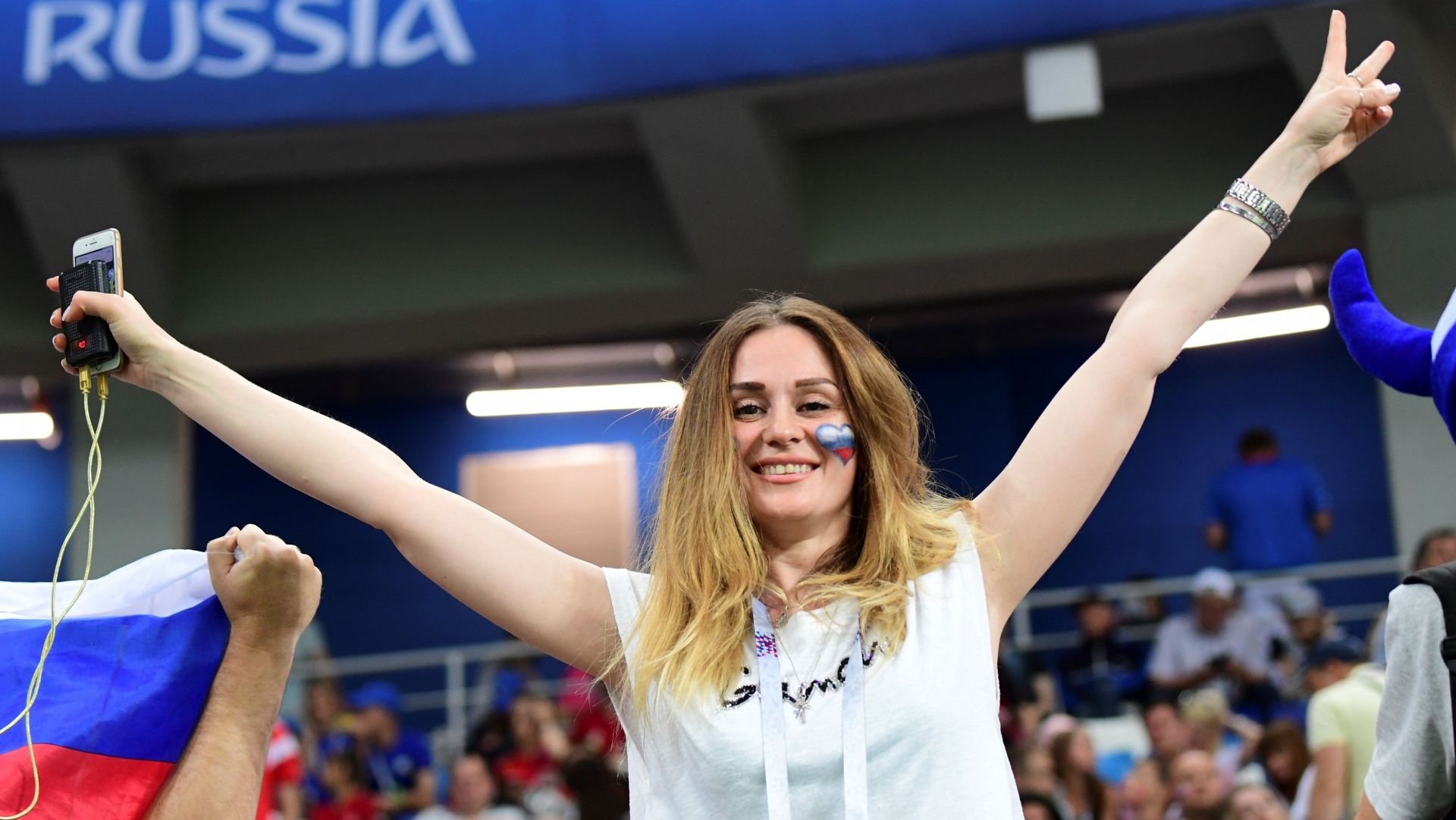 美女サポワールドカップ_スイスvsコスタリカ_コスタリカ2