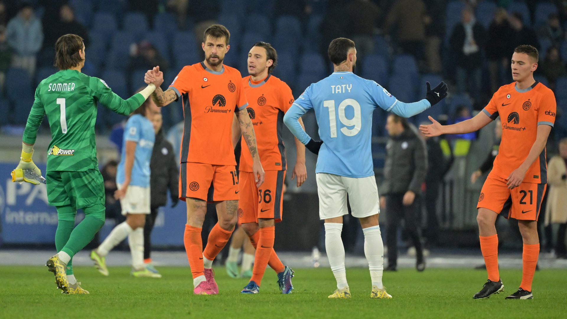 Inter players celebrating Lazio Inter Serie A