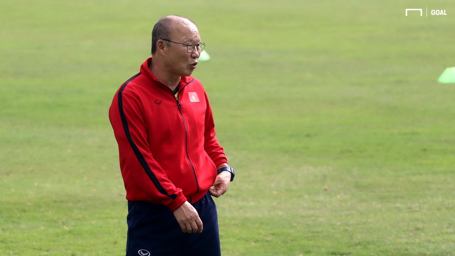 Tuyển Việt Nam tập luyện chiều 21/12