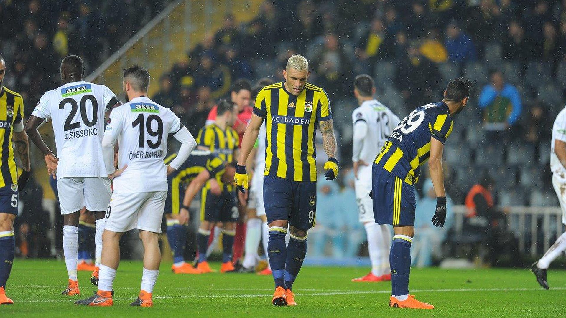Fernandao Fenerbahce Akhisarspor 03042018