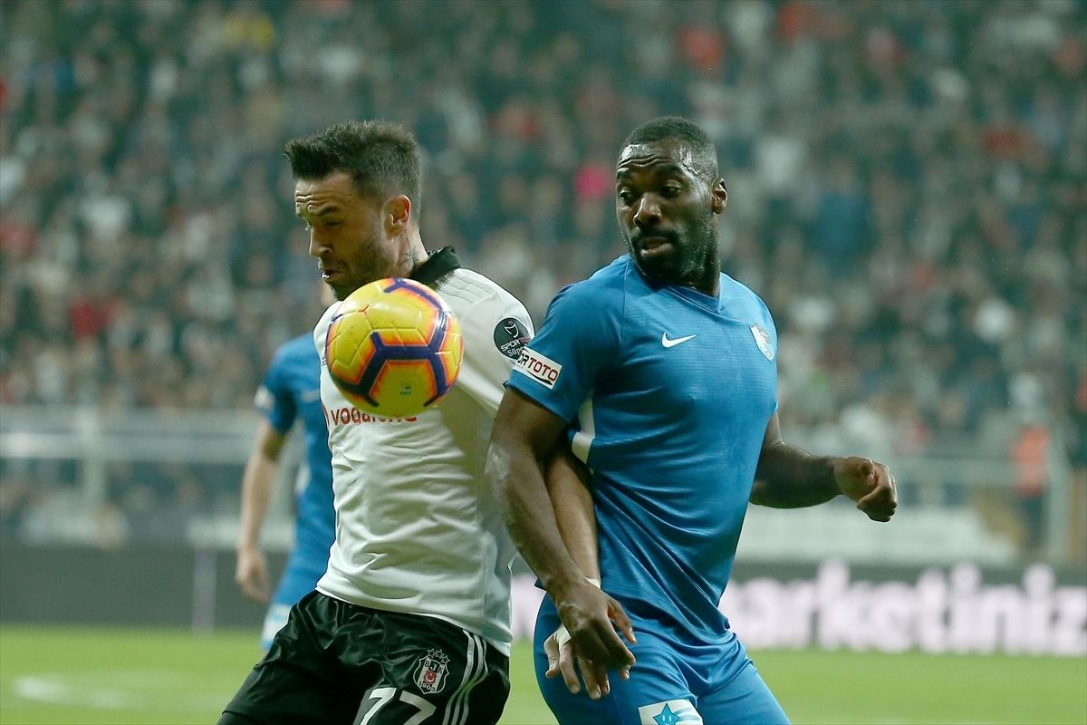 Gokhan Gonul Besiktas BB Erzurumspor Turkish Super League 01/25/19