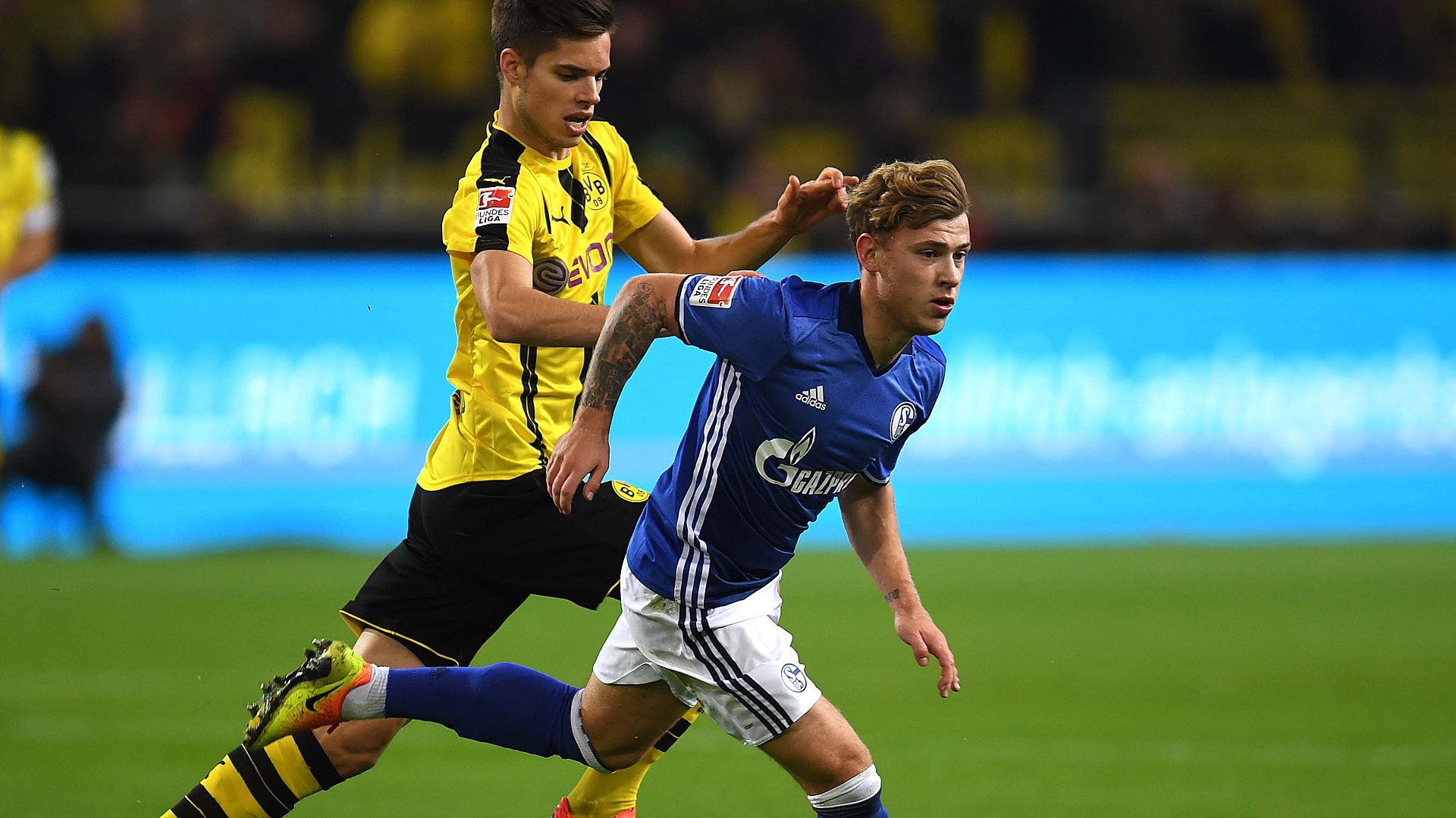Max Meyer Julian Weigl FC Schalke Borussia Dortmund