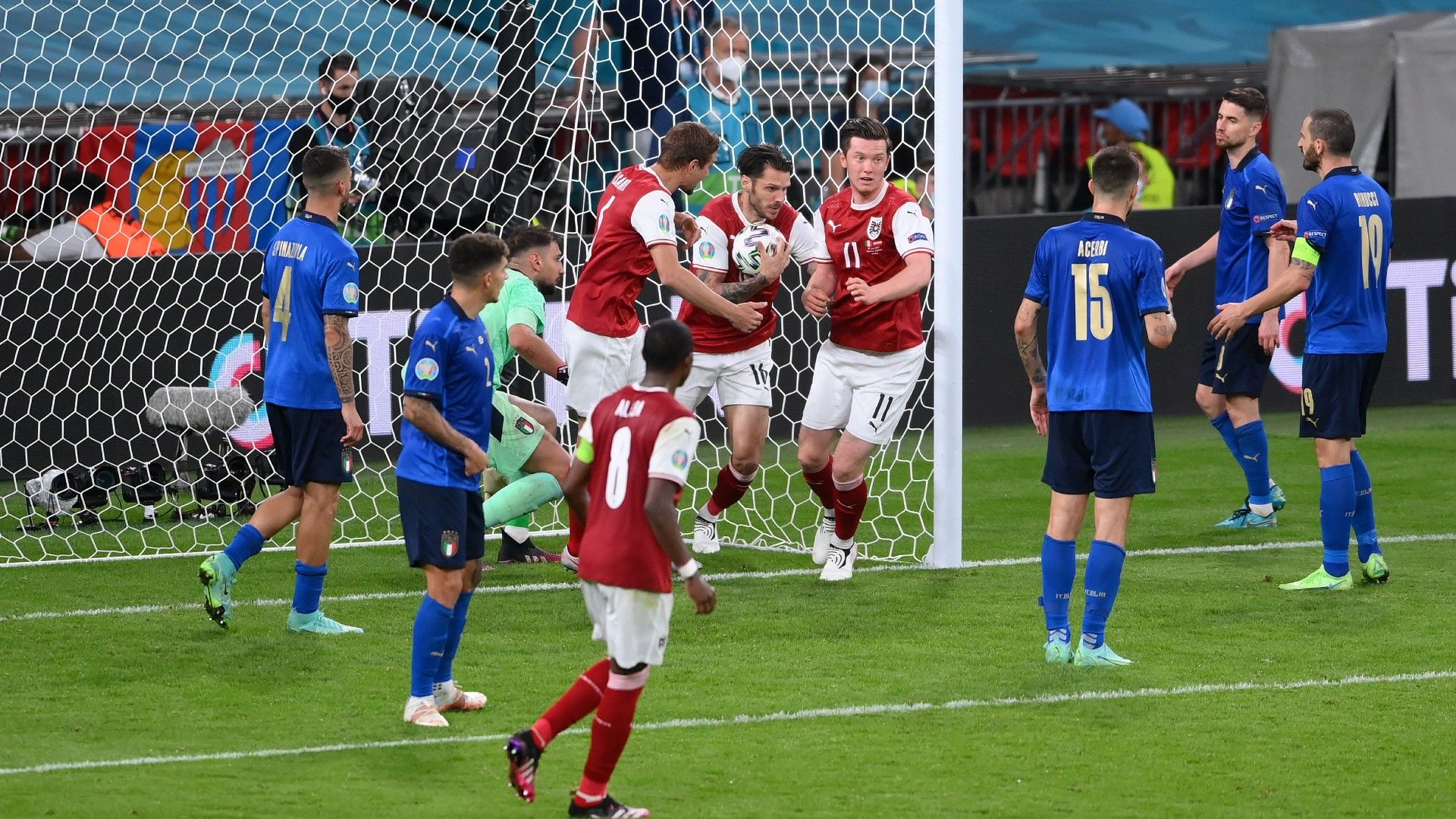 Austria celebrate Italy vs Austria Euro 2020