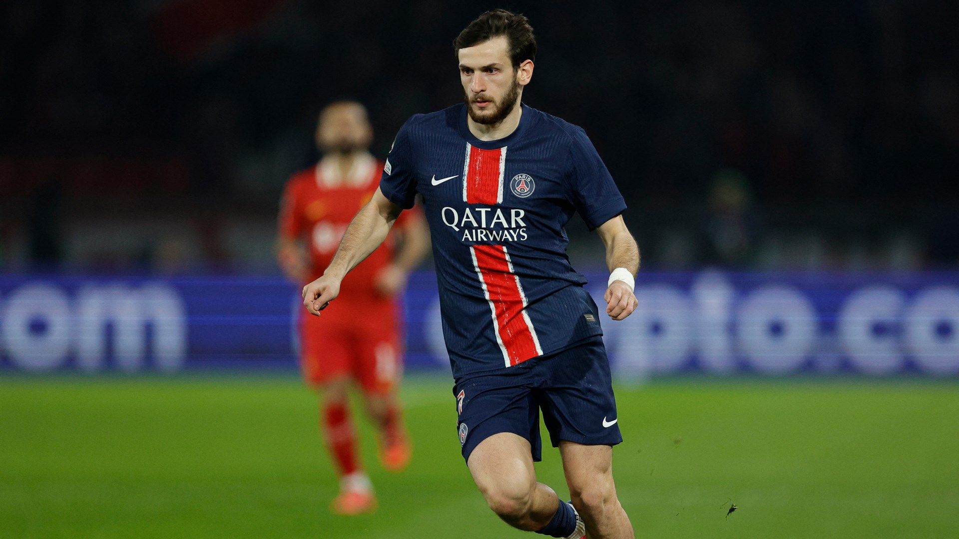 Kvaratskhelia PSG Liverpool