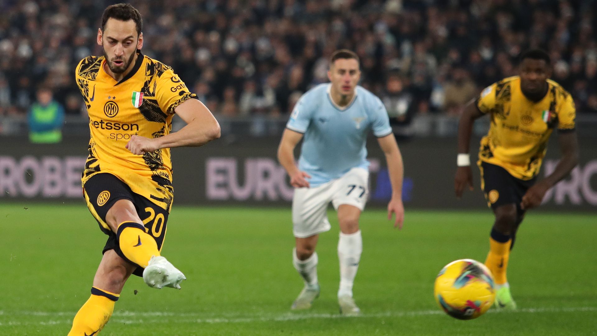 Calhanoglu Lazio Inter Serie A