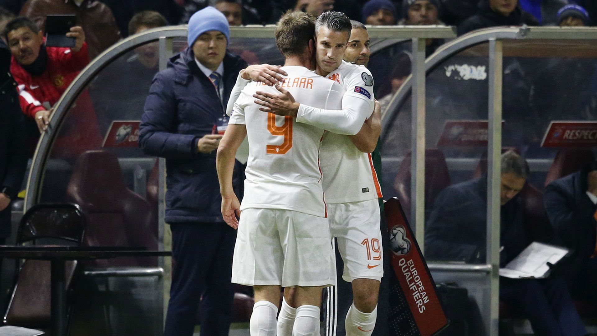 Robin van Persie Klaas-Jan Huntelaar Kazachstan Netherlands EC Qualifier 10102015