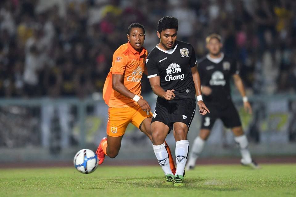 สุโขทัย เอฟซี พบ อุบล ยูเอ็มที ยูไนเต็ด