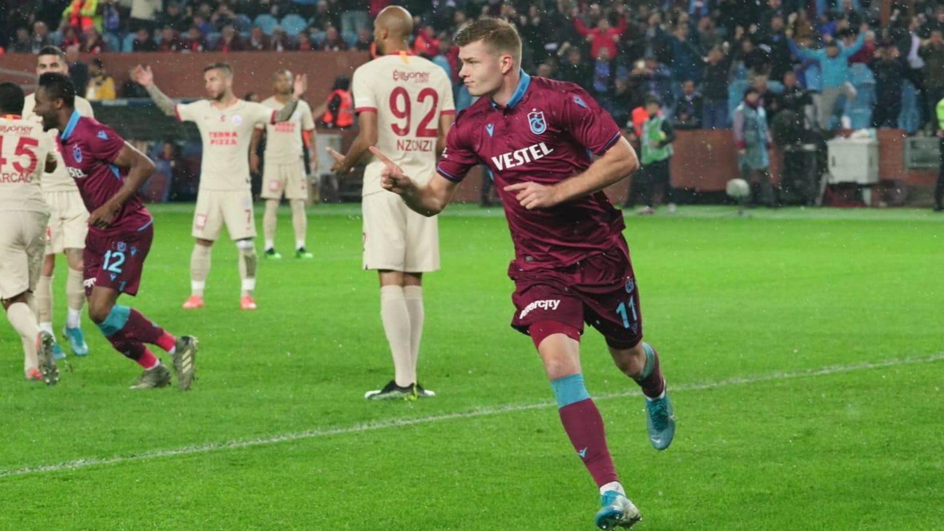 Alexander Sorloth Trabzonspor Galatasaray STSL 12012019