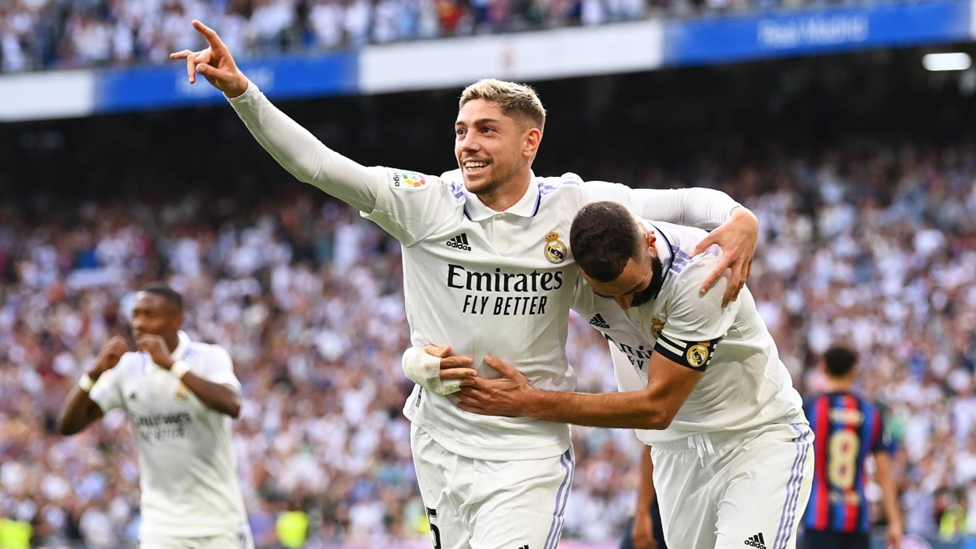 Federico Valverde Karim Benzema Real Madrid