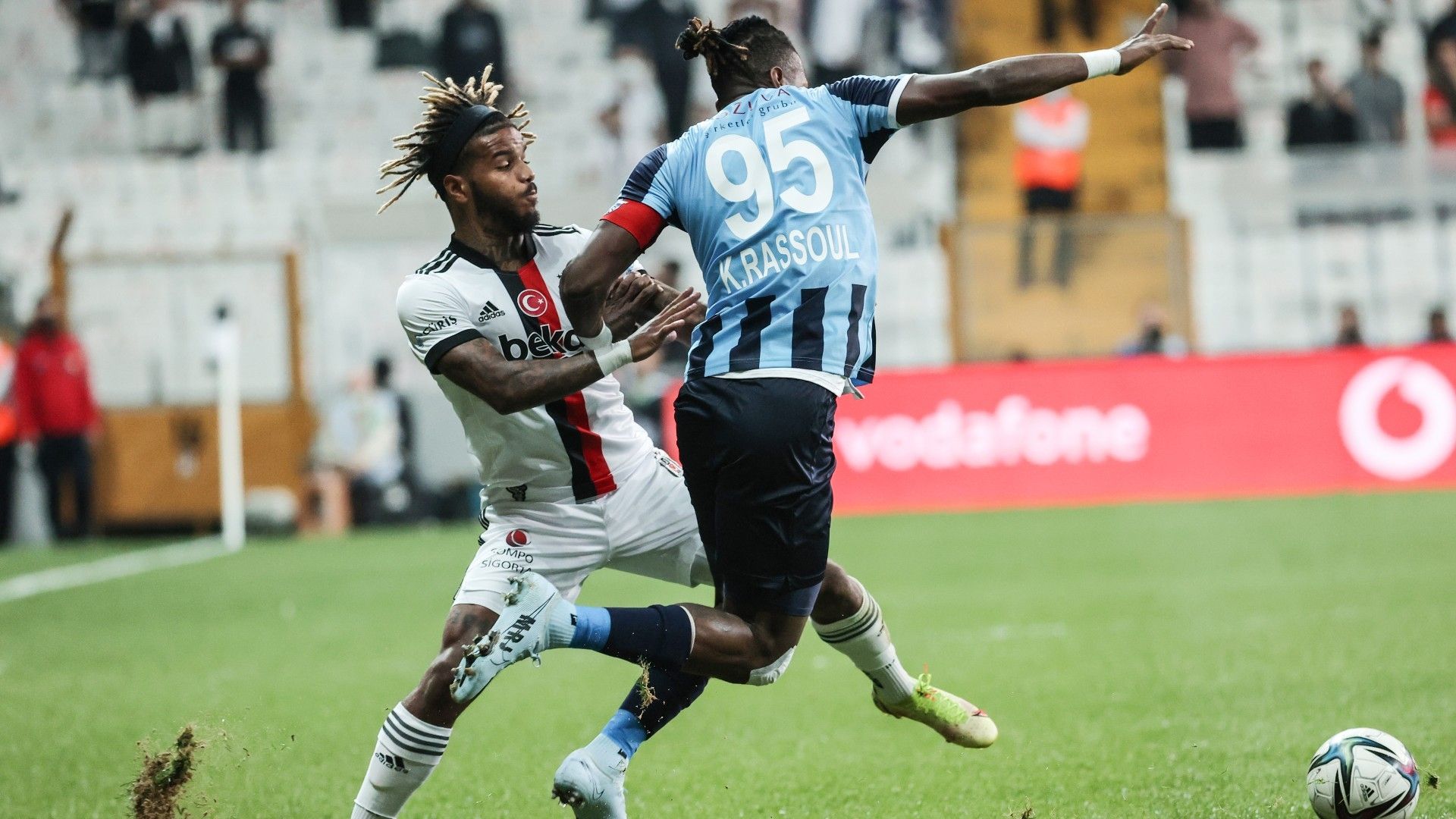 Beşiktaş Adana Demirspor 09212021