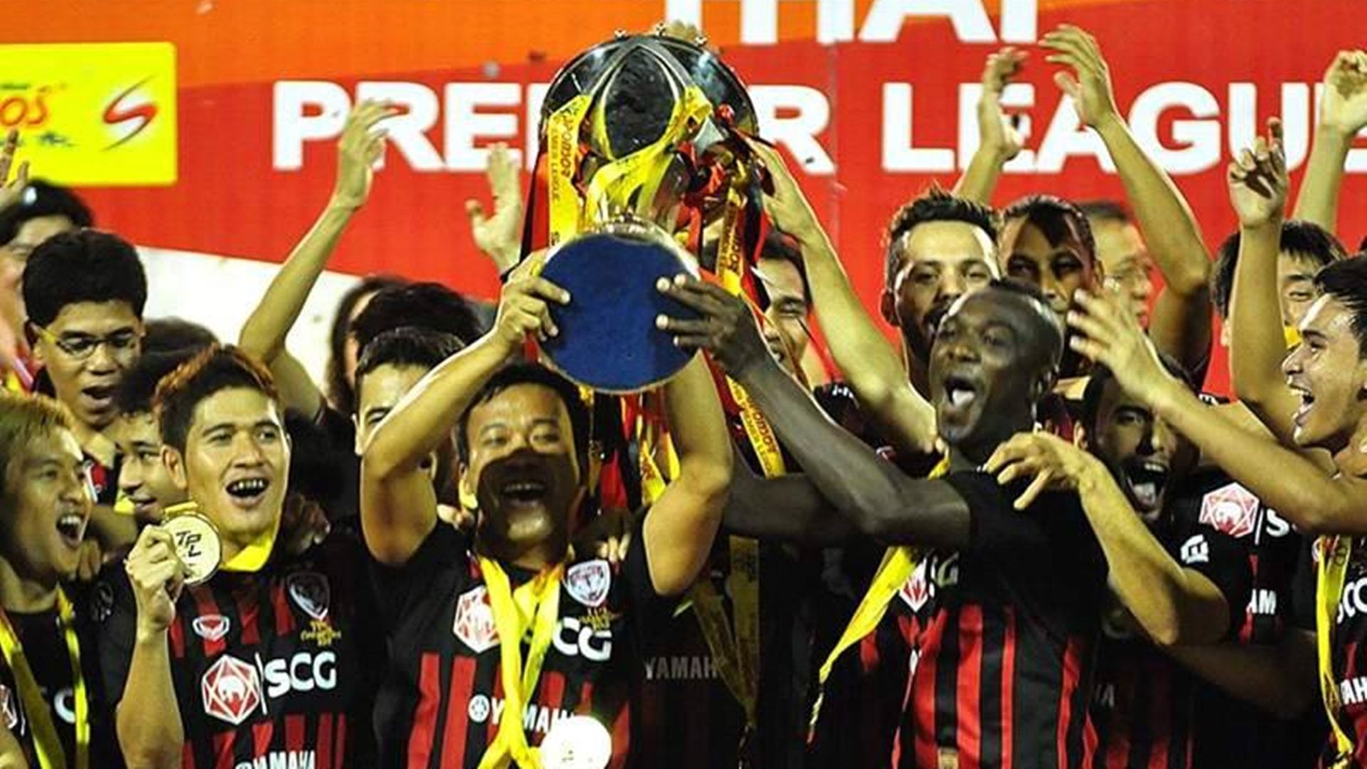 เอสซีจี เมืองทอง ยูไนเต็ด 2012