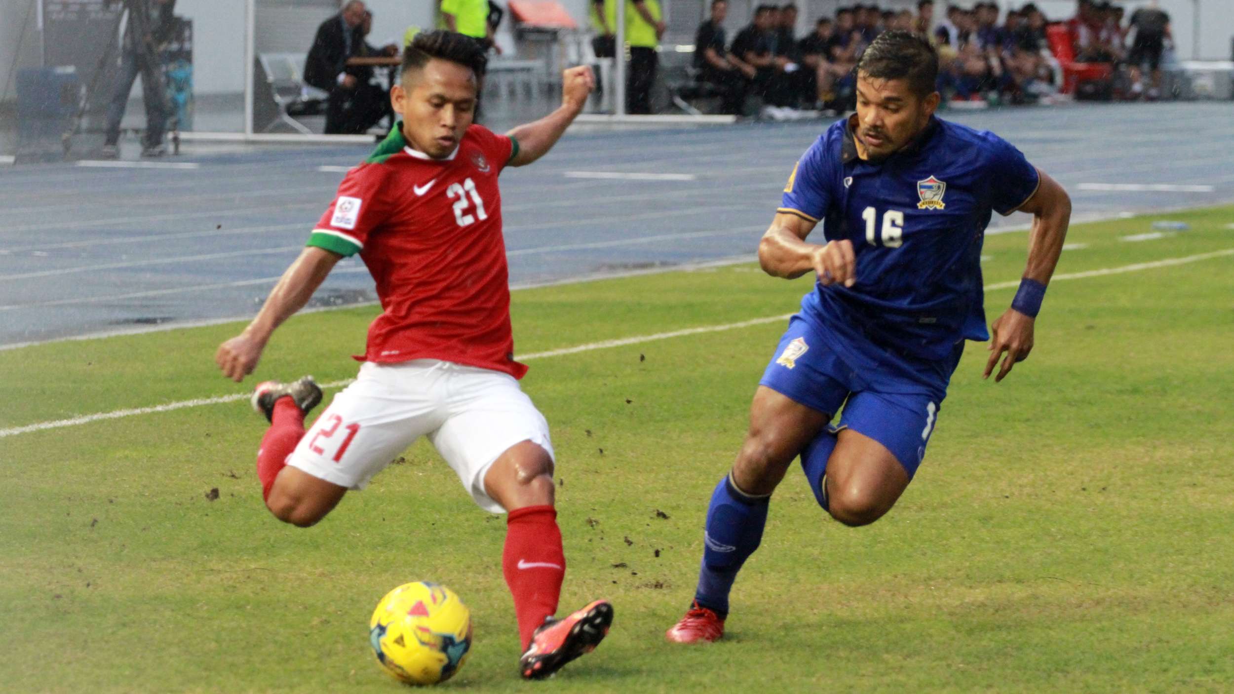 Andik Vermansyah - Indonesia & Thailand AFF Suzuki Cup 2016