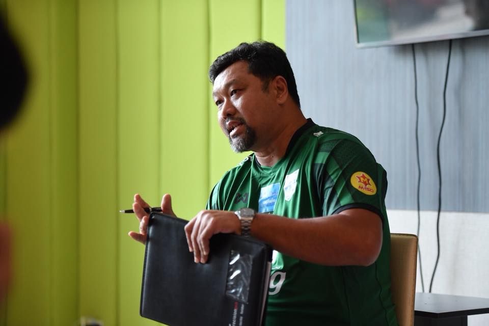 วรวุธ ศรีมะฆะ