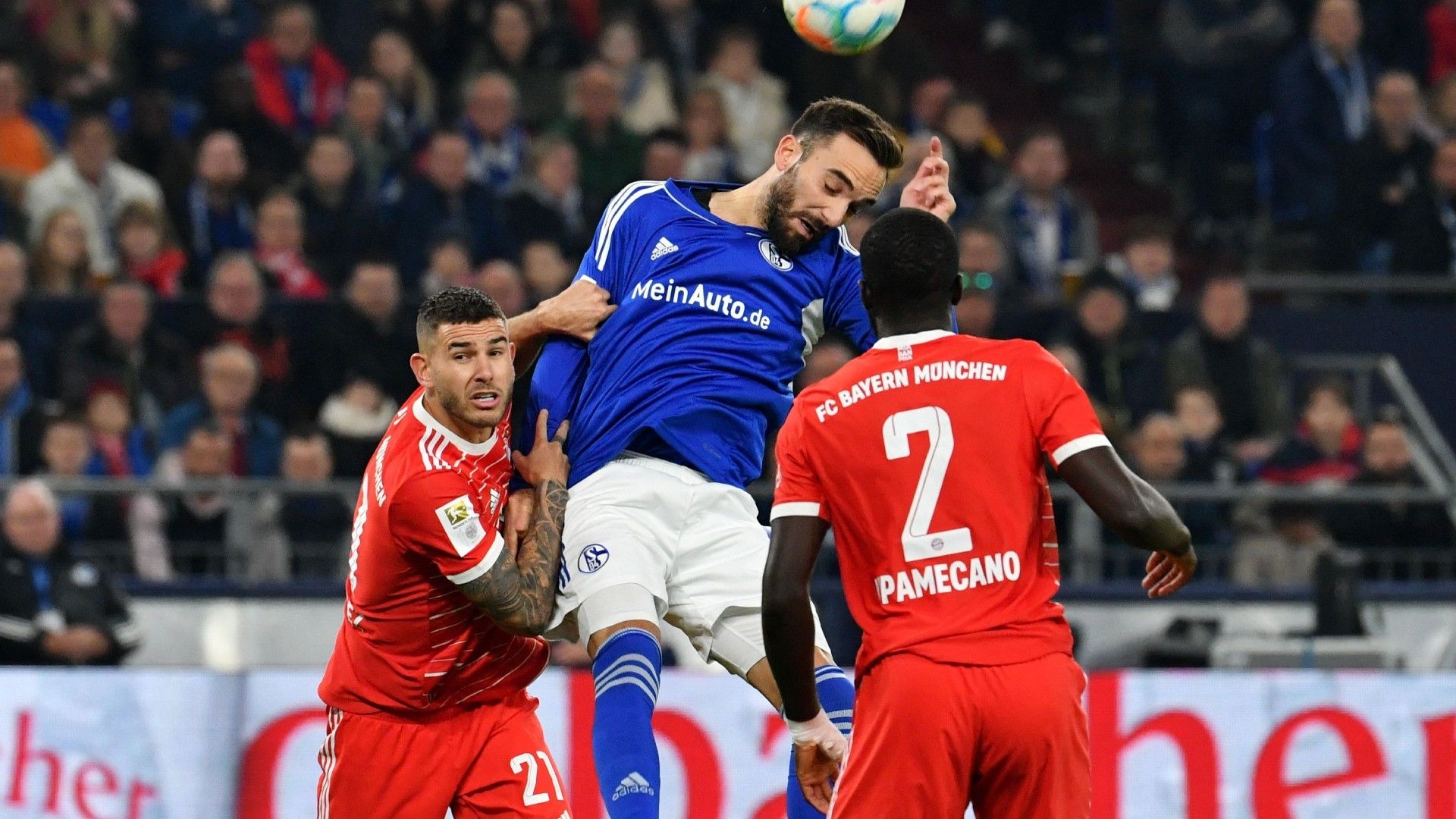 Lucas Hernandez Upamecano Bayern Schalke 1122